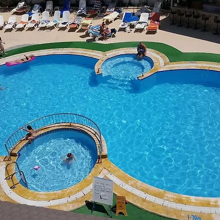 Hotel de apartamente Golden Moon 2*