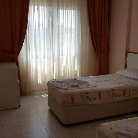 Hotel de apartamente Golden Moon 2*