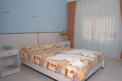 Hotel de apartamente Golden Moon 2*