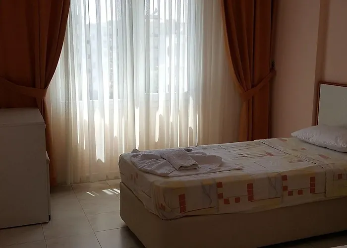 Apart-hotel Golden Moon 2*