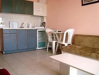 Apart Otel Golden Moon 2*