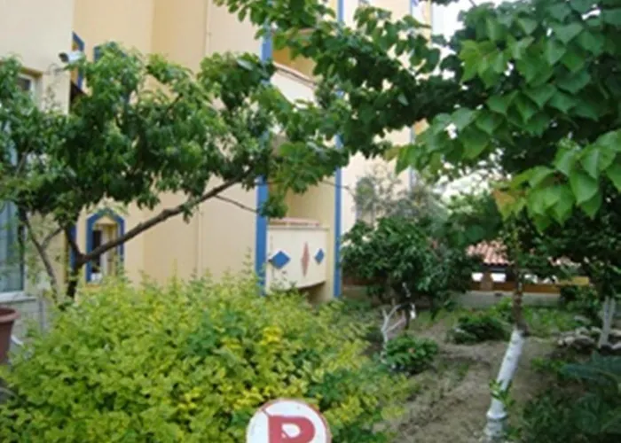 Apart Otel Golden Moon