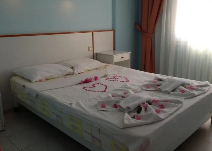 Apart Otel Golden Moon