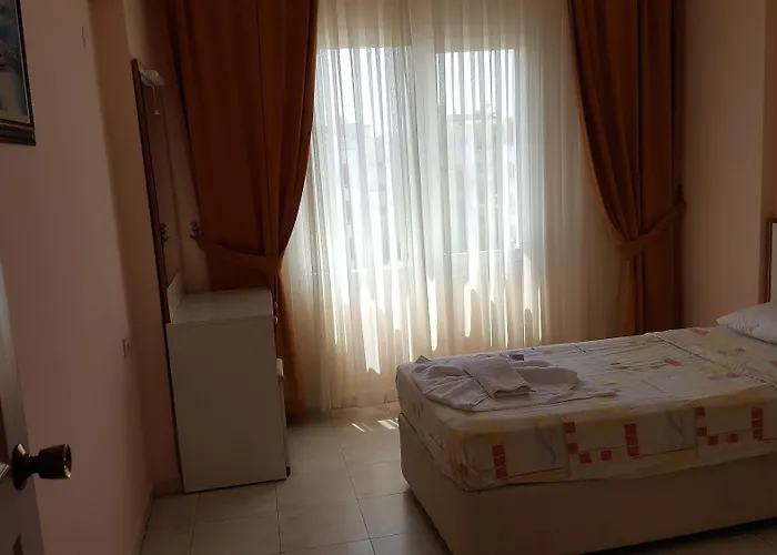 Golden Moon Apartmanhotel