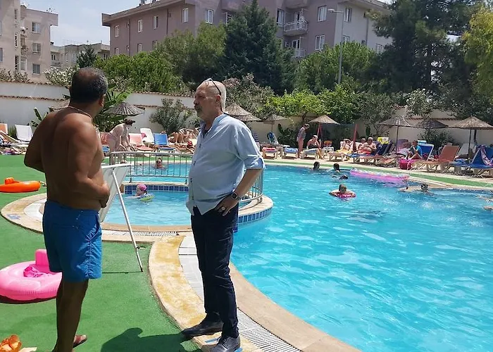 Golden Moon Apartmanhotel