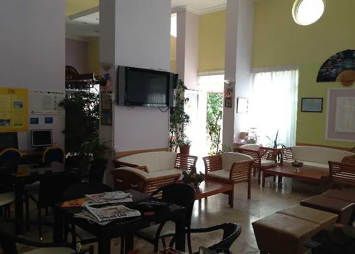 Golden Moon Kusadası