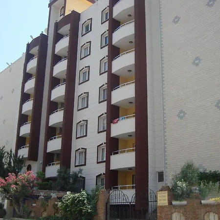 Aparthotel Golden Moon